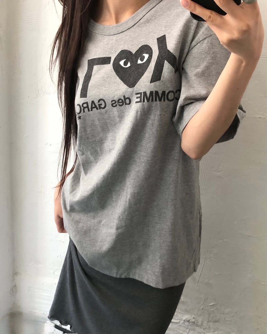 꼼데가르송 PLAY로고 그레이컬러 티셔츠 상품이미지1