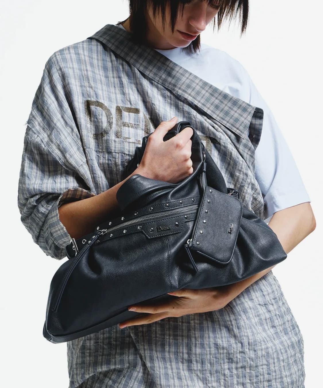 다이닛 STUD DETAIL POINT POCKET BAG 포켓 백 상품이미지2