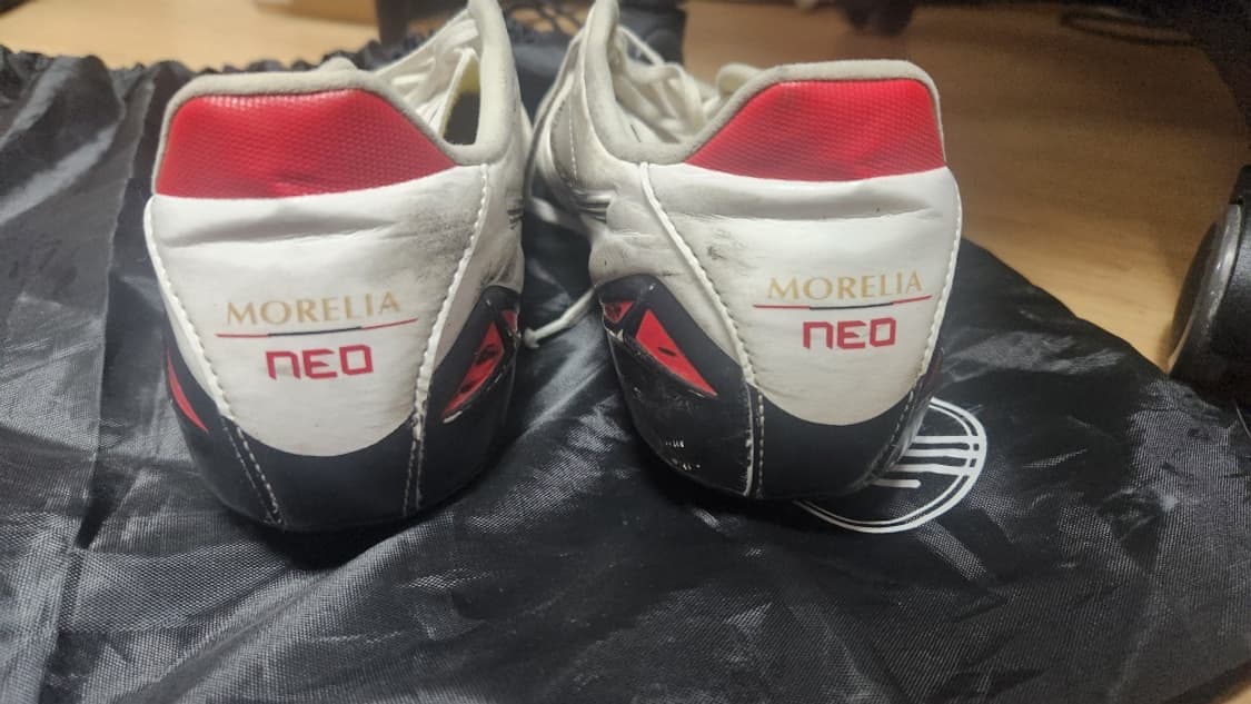 미즈노 모렐리아 네오4 프로 ag 축구화 상품이미지5