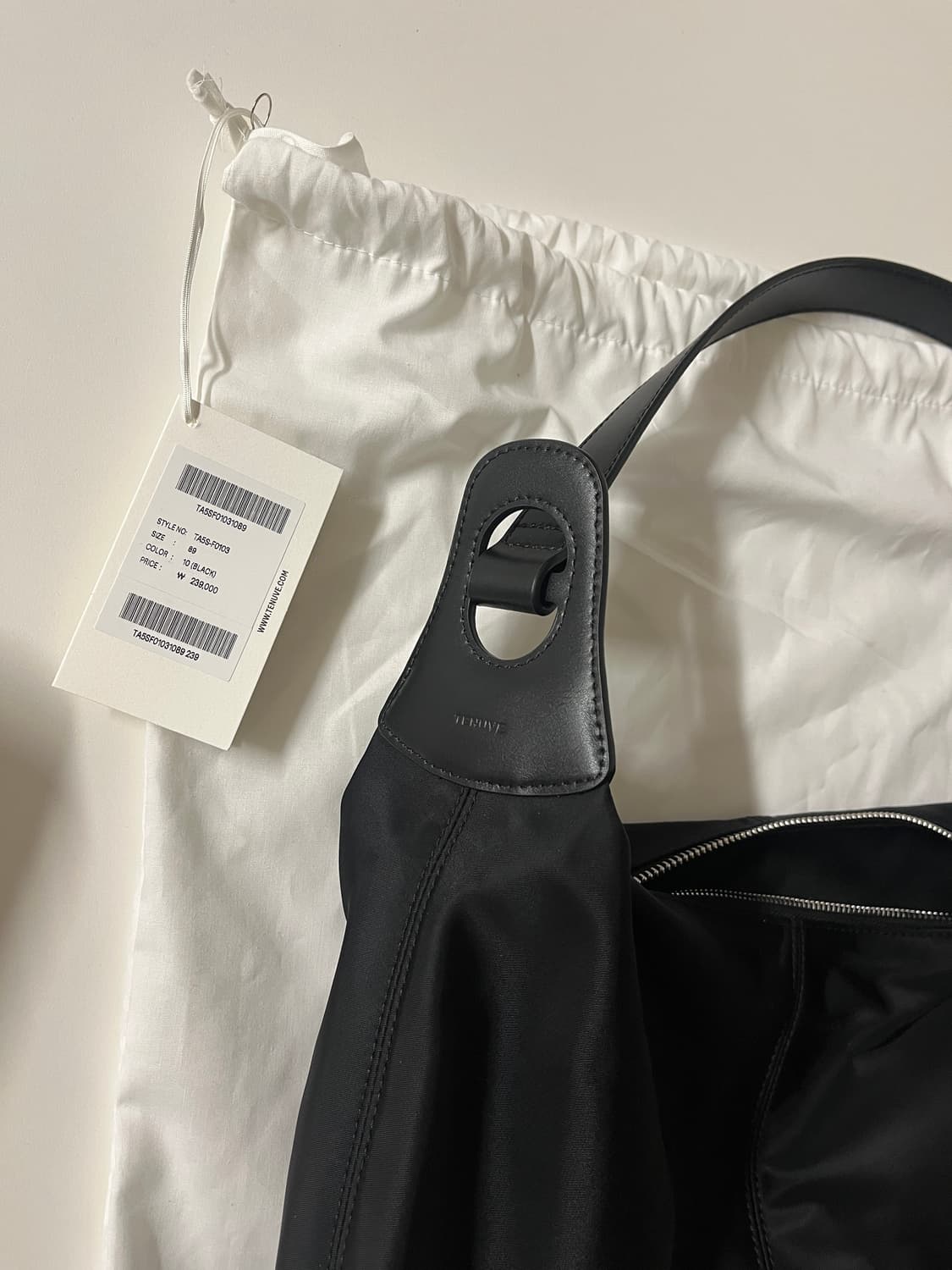 테누브 TENUVE 나일론 숄더백 블랙 상품이미지4