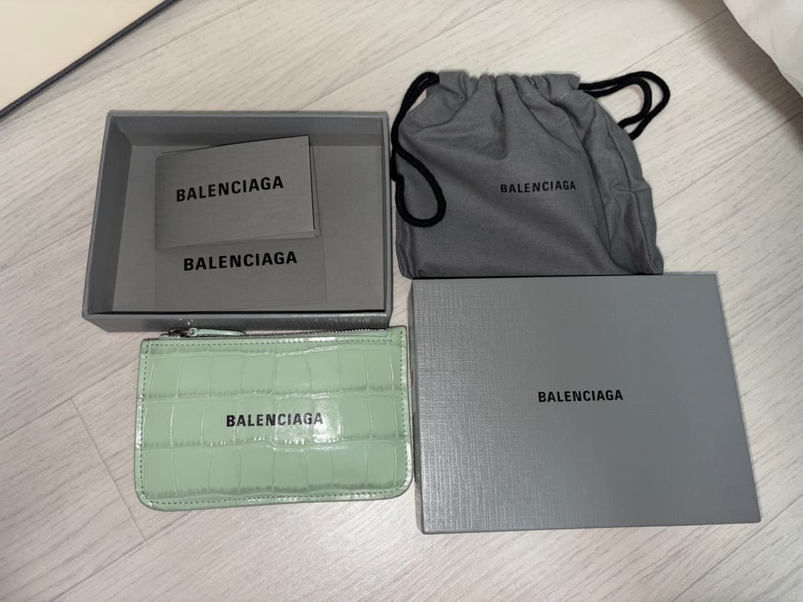 발렌시아가 카드지갑 상품이미지1