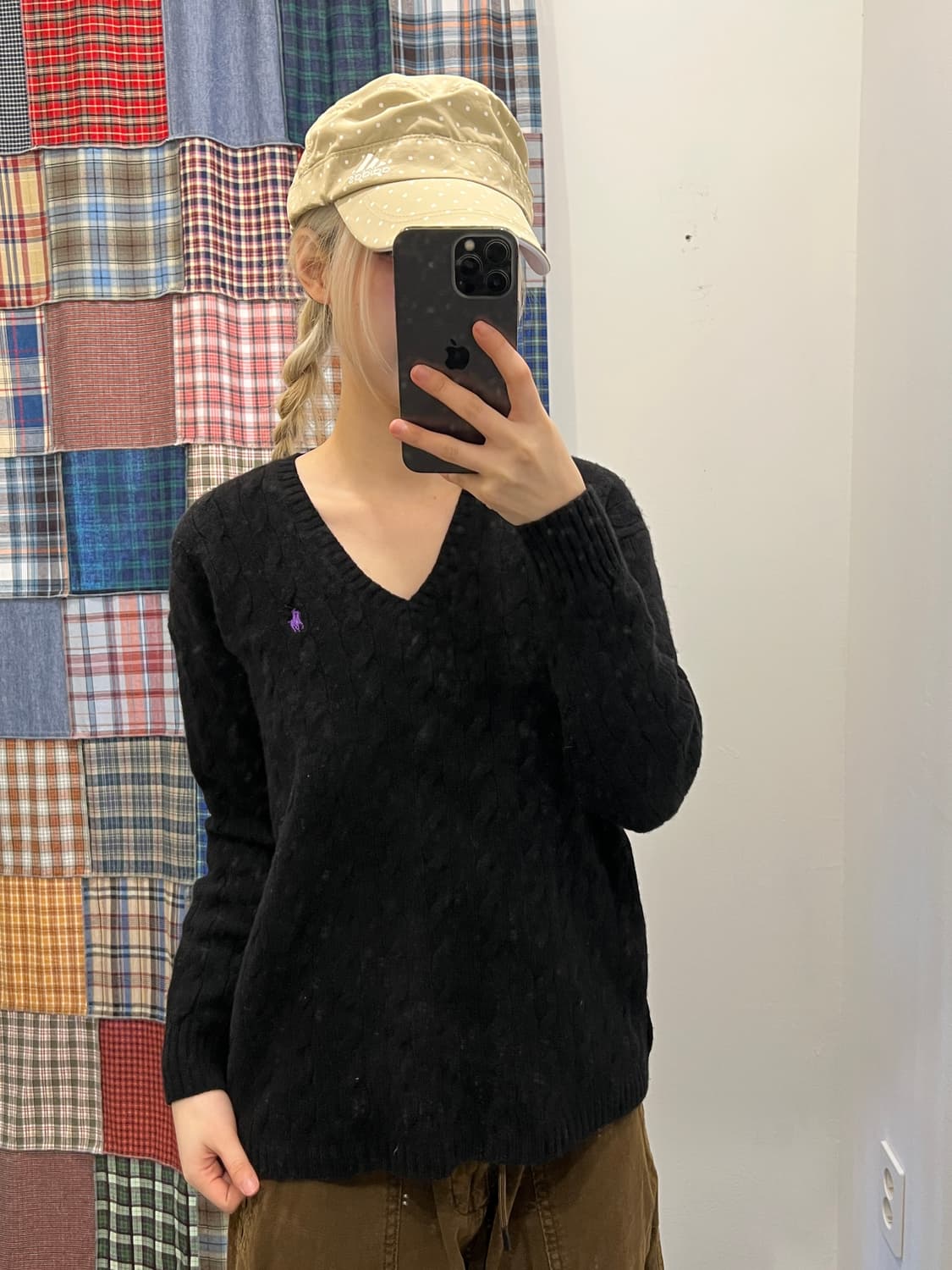 폴로 블랙 v넥 니트 상품이미지4