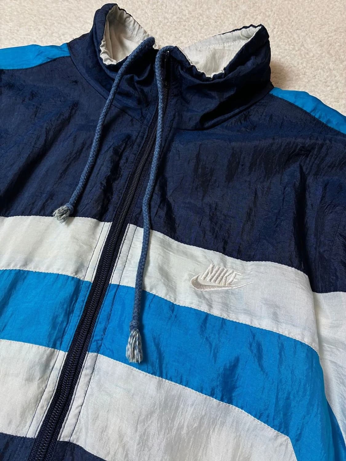 나이키 90s 올드스쿨 빅로고 우븐 자켓 PN6717    상품이미지6