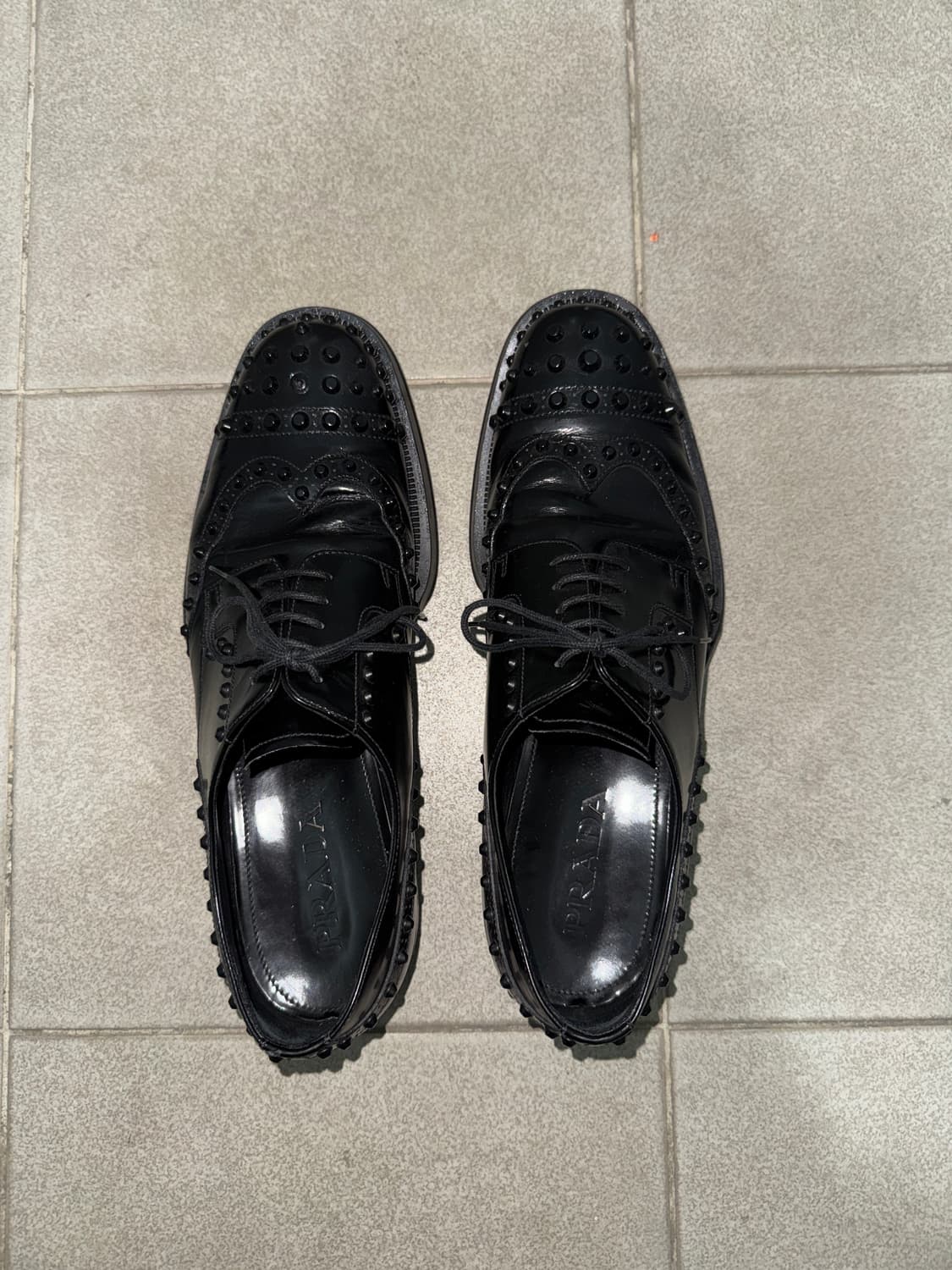 프라다 스터드 더비슈즈 상품이미지4