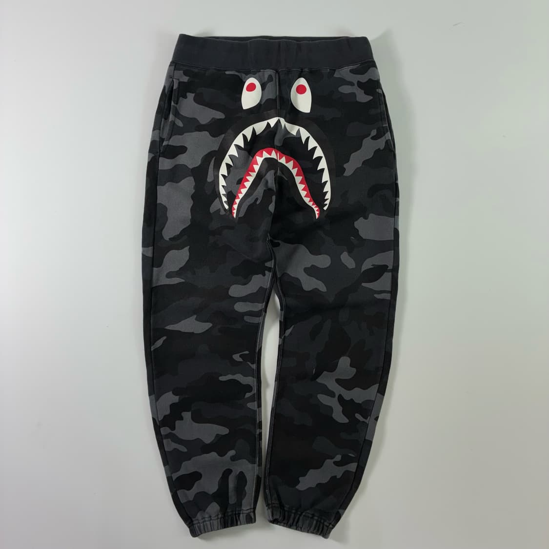 Bape  베이프 시티 카모 샤크 스웨트 팬츠  상품이미지1