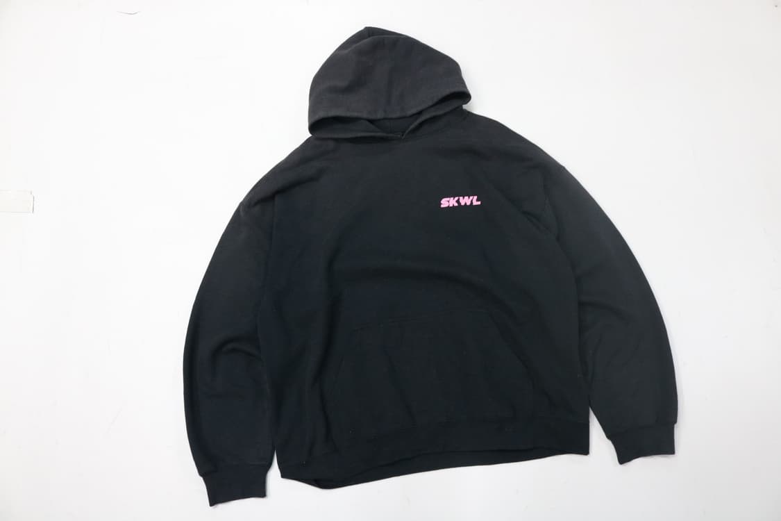 SKWL 베티 붐 캐릭터 백로고 블랙 후드티 (XL) 상품이미지5