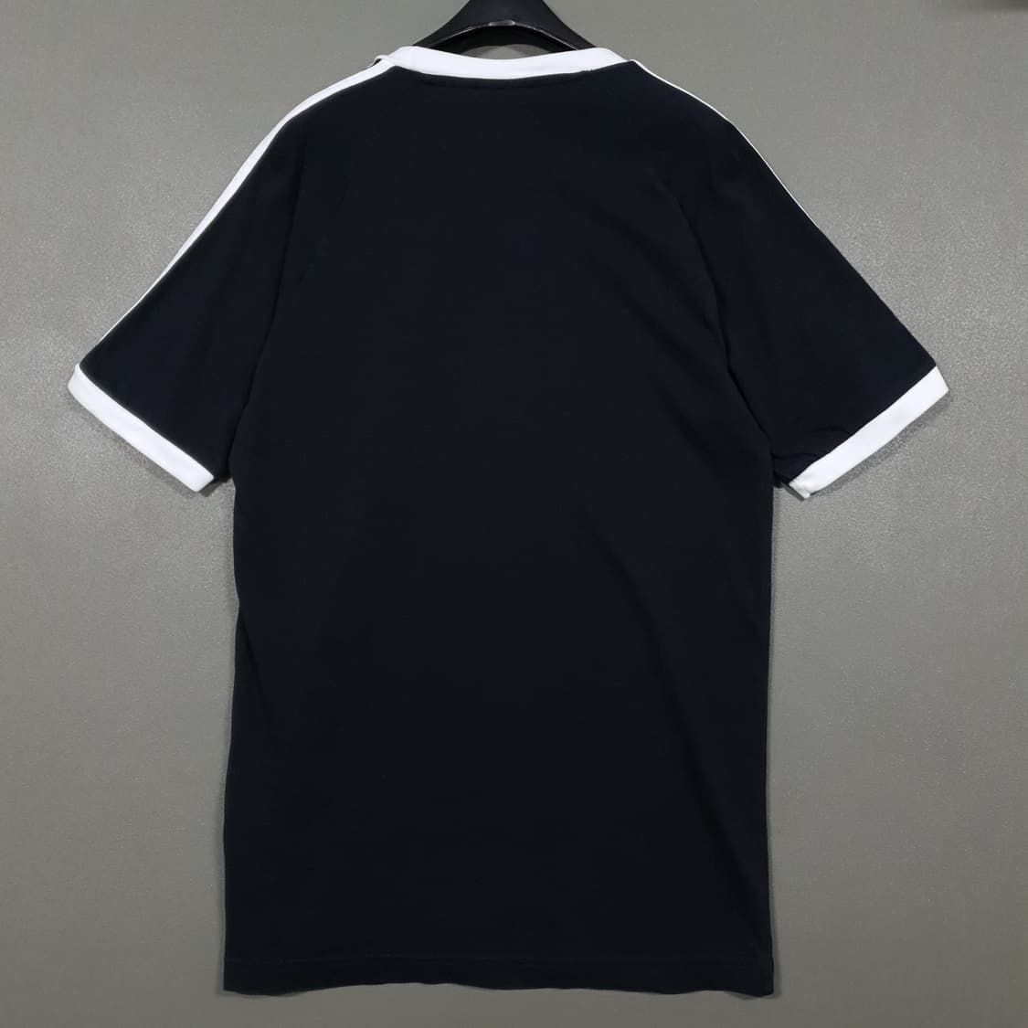 S (90) 아디다스 유로파 파이어버드 로고 삼선 링거티 반팔티 블랙 상품이미지10