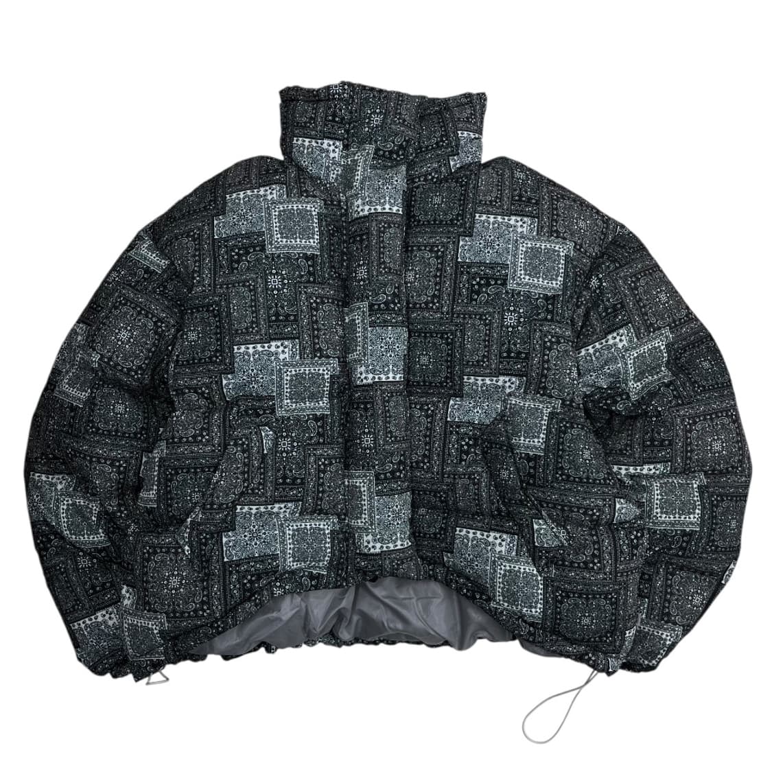 스펠에디트 반다나 패턴 패딩 상품이미지3