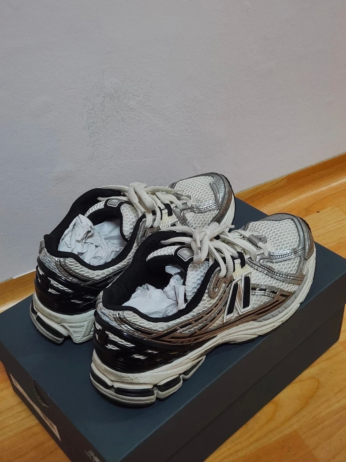 뉴발란스 1906R 실버 메탈릭 블랙 270 상품이미지2