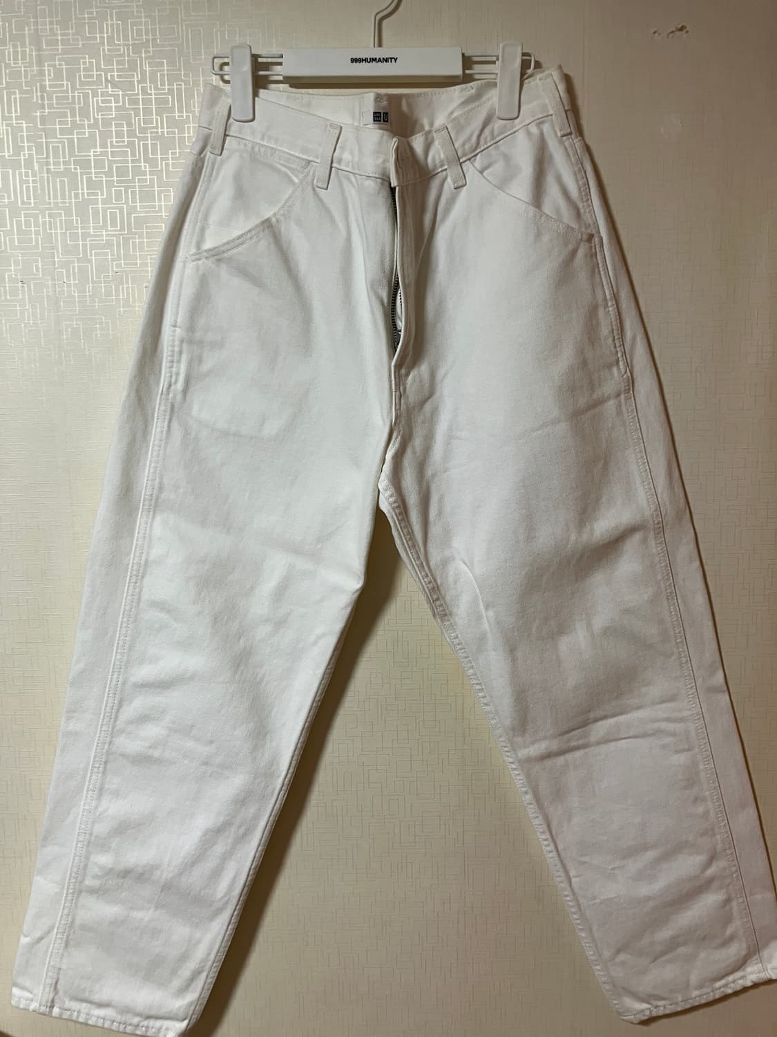 유니클로 u 화이트 팬츠 상품이미지1