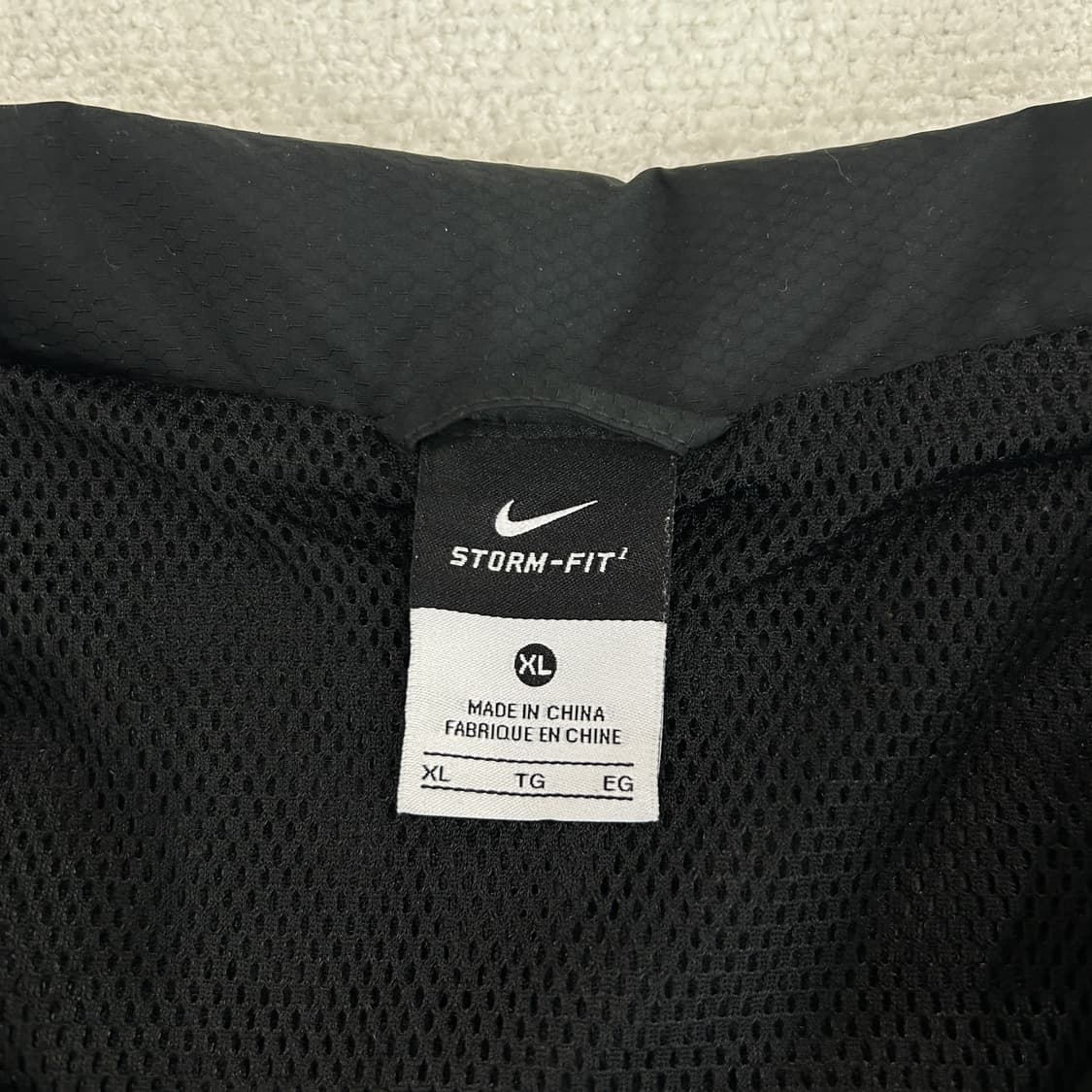 나이키 T90 바람막이 블랙 XL 상품이미지2