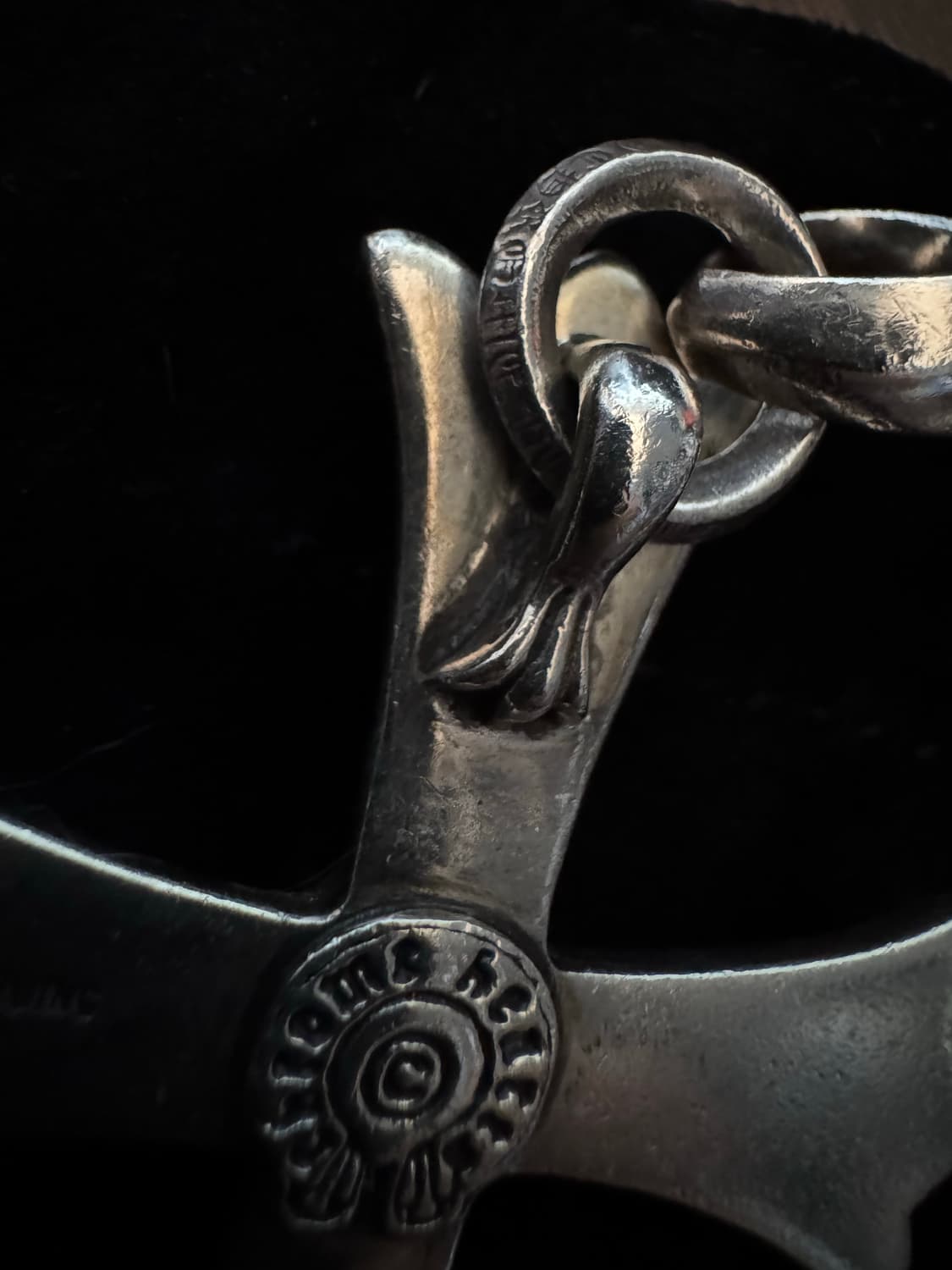 크롬하츠 라지크로스 펜던트 위드 베일 상품이미지4