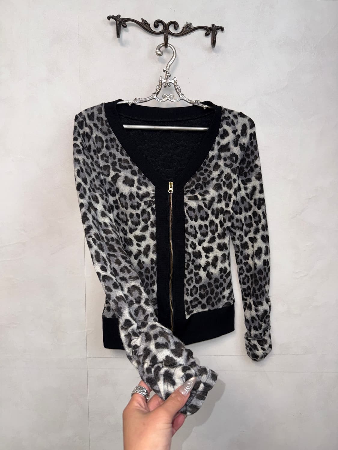 Black&gray leopard back laceup 투웨이 집업 상품이미지4