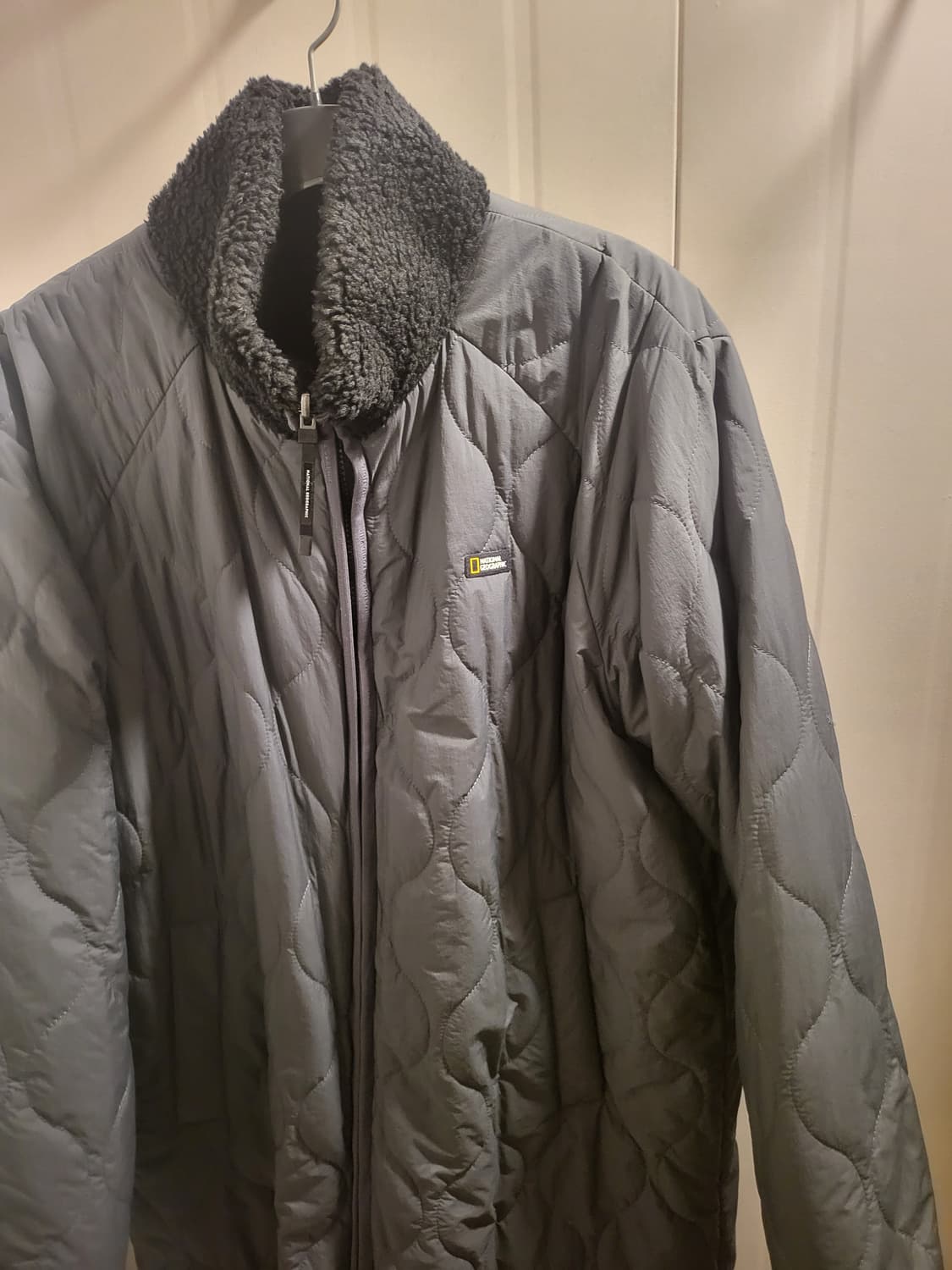 내셔널지오그래픽 뽀글이 양면 롱 코트 상품이미지5