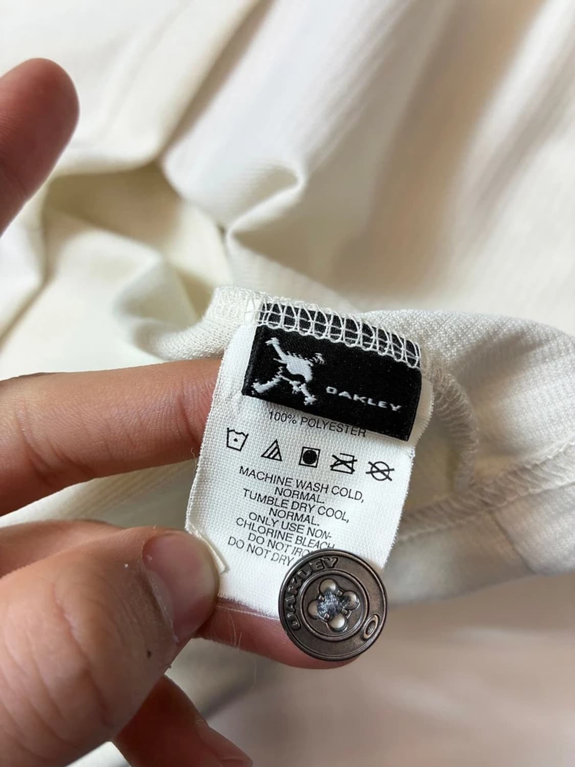 오클리 00's 소프트웨어 메탈로고 카라 티셔츠 PN8980 상품이미지9