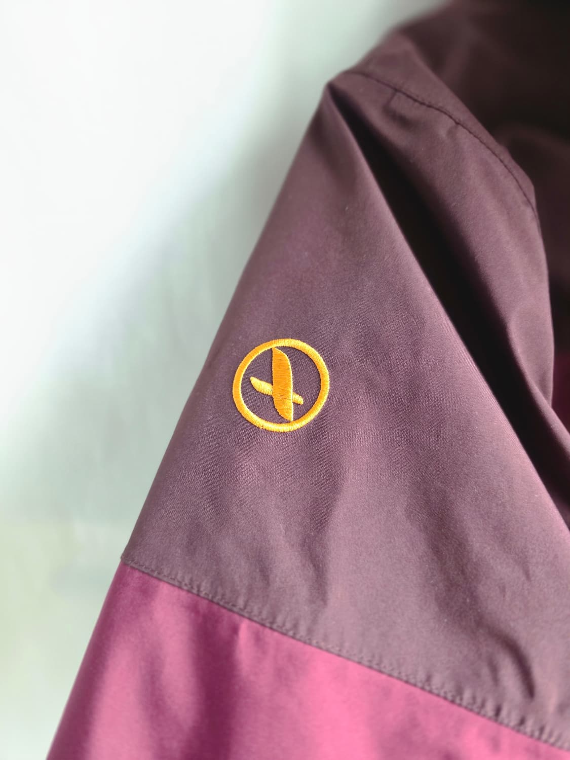 여성) 에이글 고어텍스 구스 2 in1 바람막이 자켓 XXL 상품이미지4