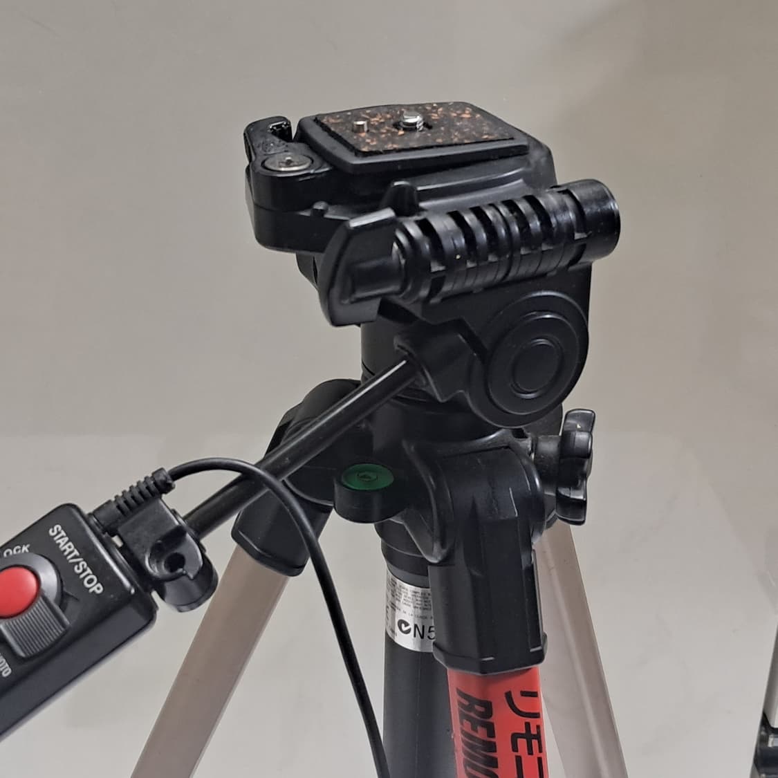 상태좋은! 소니 캠코더용 삼각대 VCT-670RM 상품이미지2