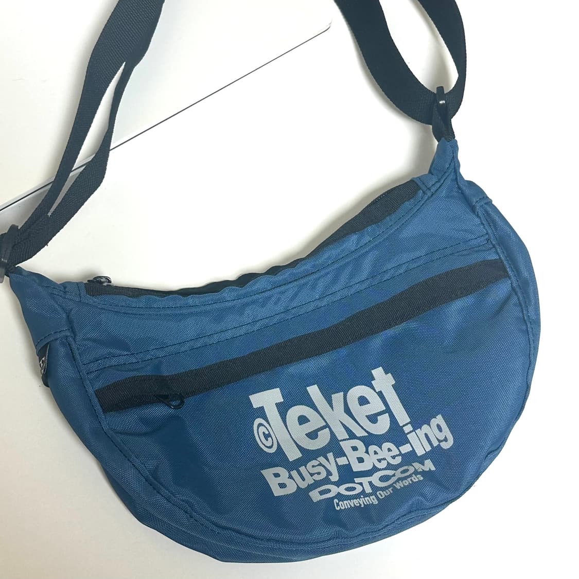 테켓 크로스백 beeing bag 상품이미지1