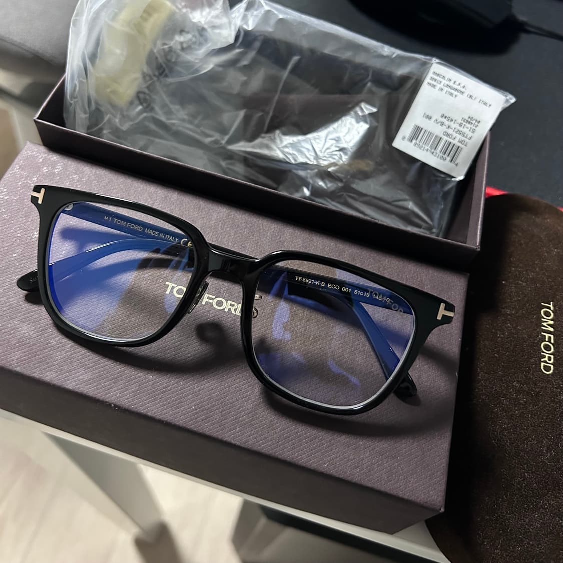 톰포드 뿔테 안경 블랙 상품이미지1