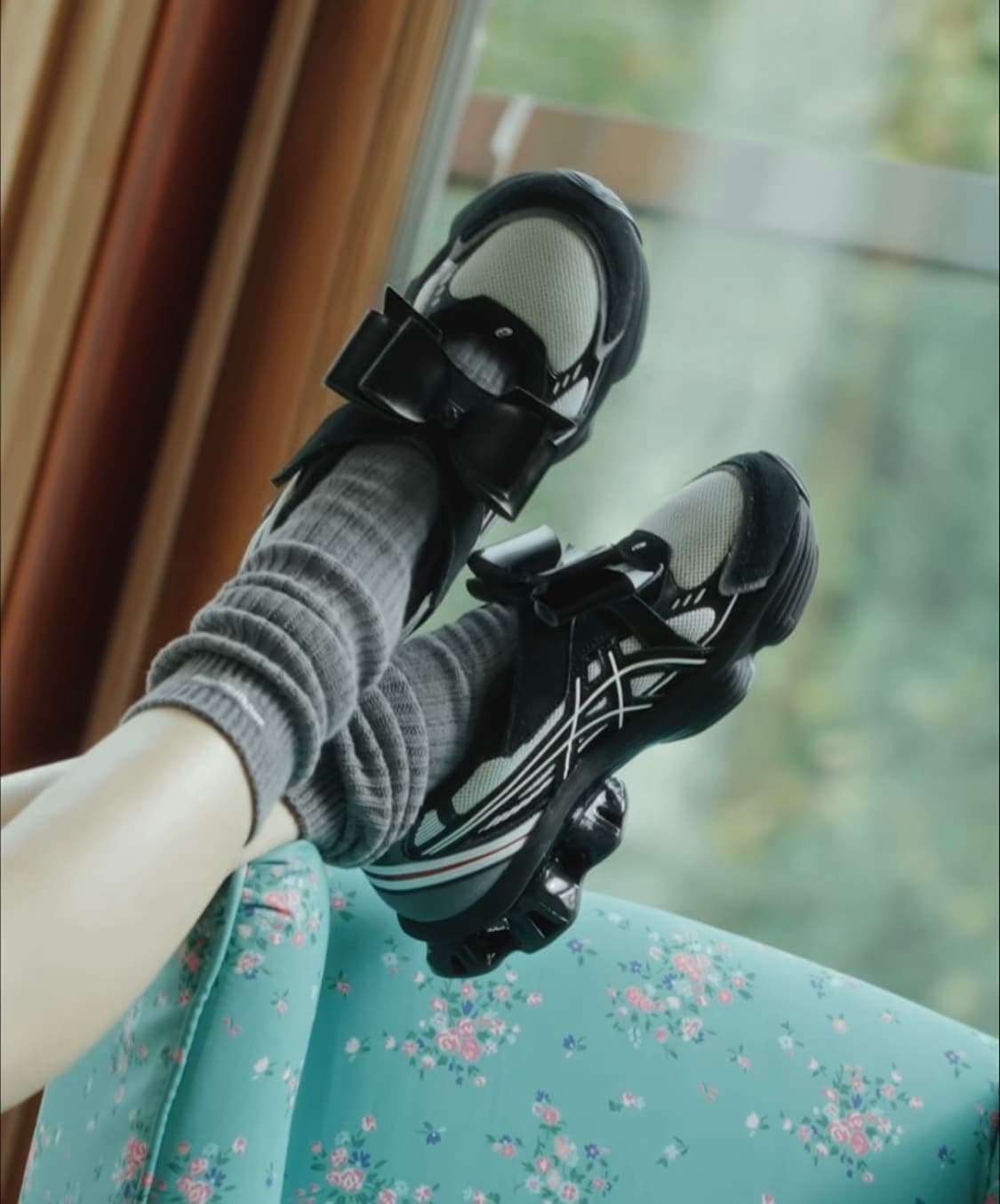 구함)슈슈통 아식스 젤 키네틱 플루언트 블랙 상품이미지1