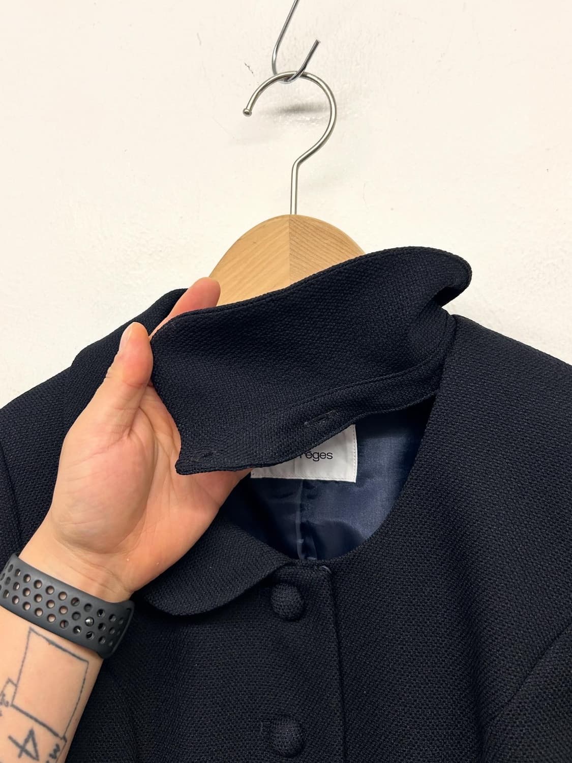 꾸레쥬 파리 탈부착 카라 크롭 자켓 상품이미지3