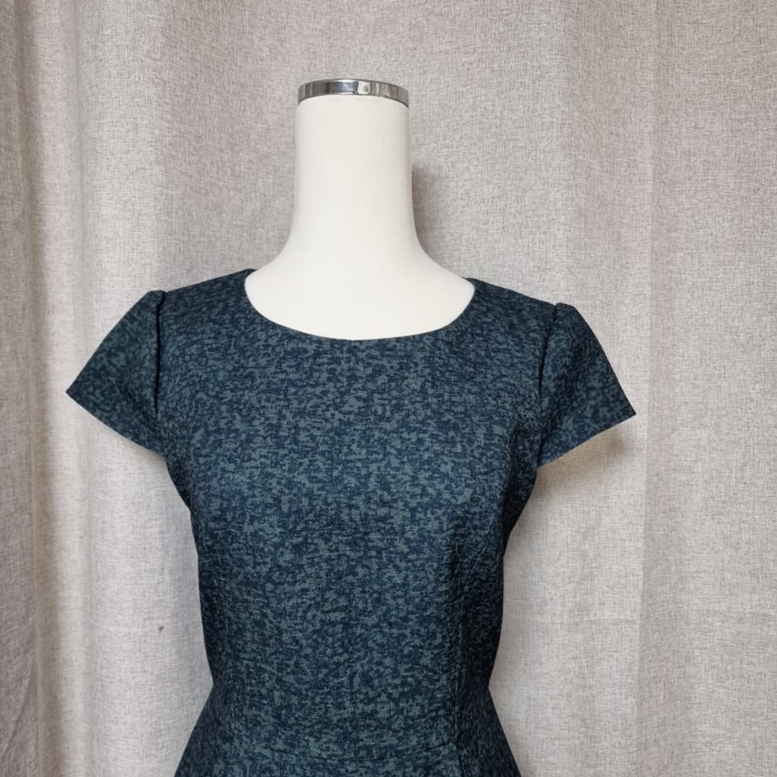 모조에스핀 딥그린 잔잔패천 숏슬리브 원피스 (55)  상품이미지3