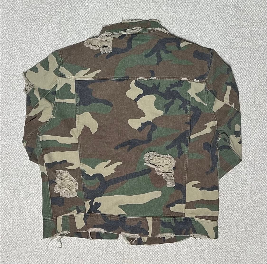 선데이오프클럽 카모 트러커 자켓 상품이미지4