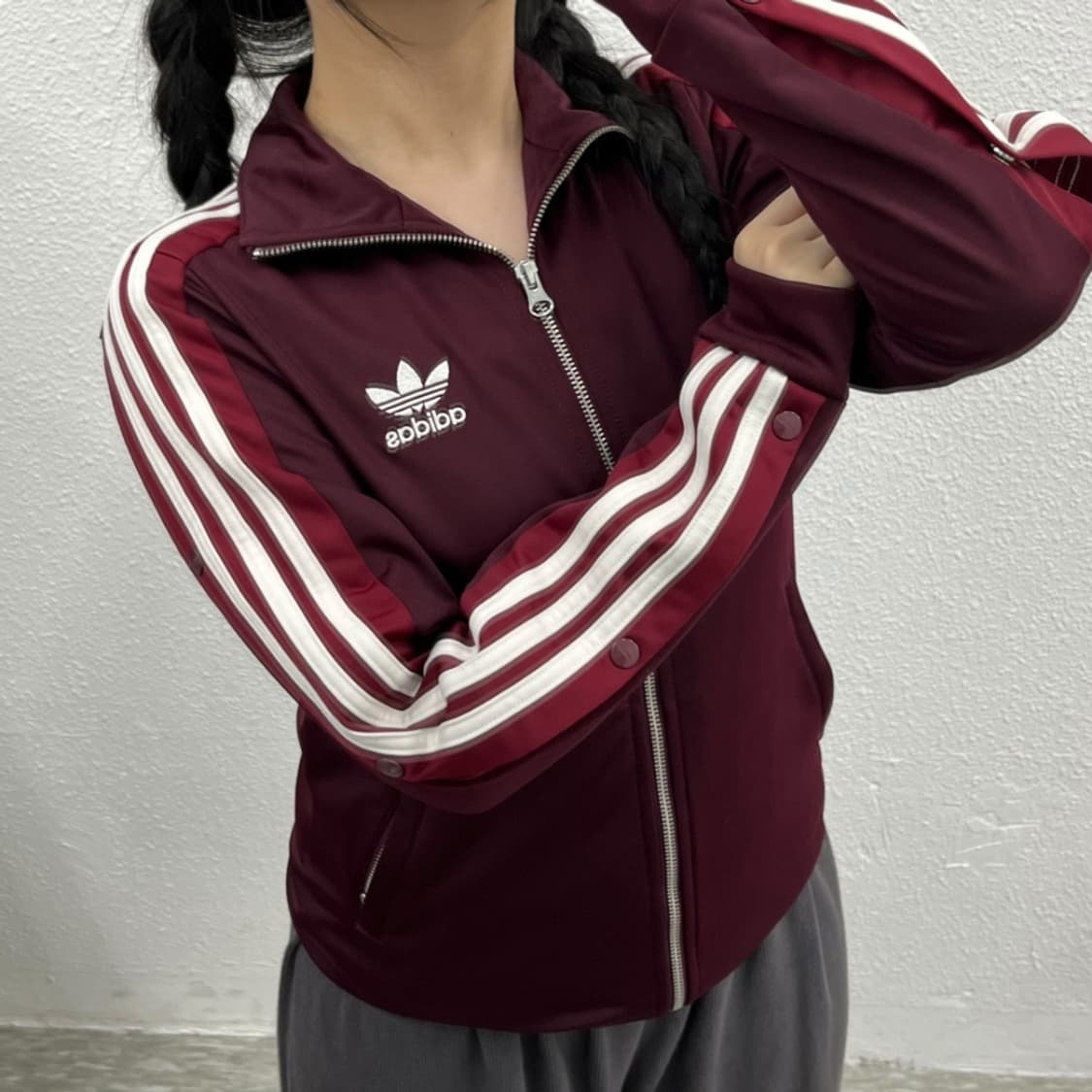 아디다스 아디브레이크 사이드버튼 버건디 트랙탑 XS 상품이미지5