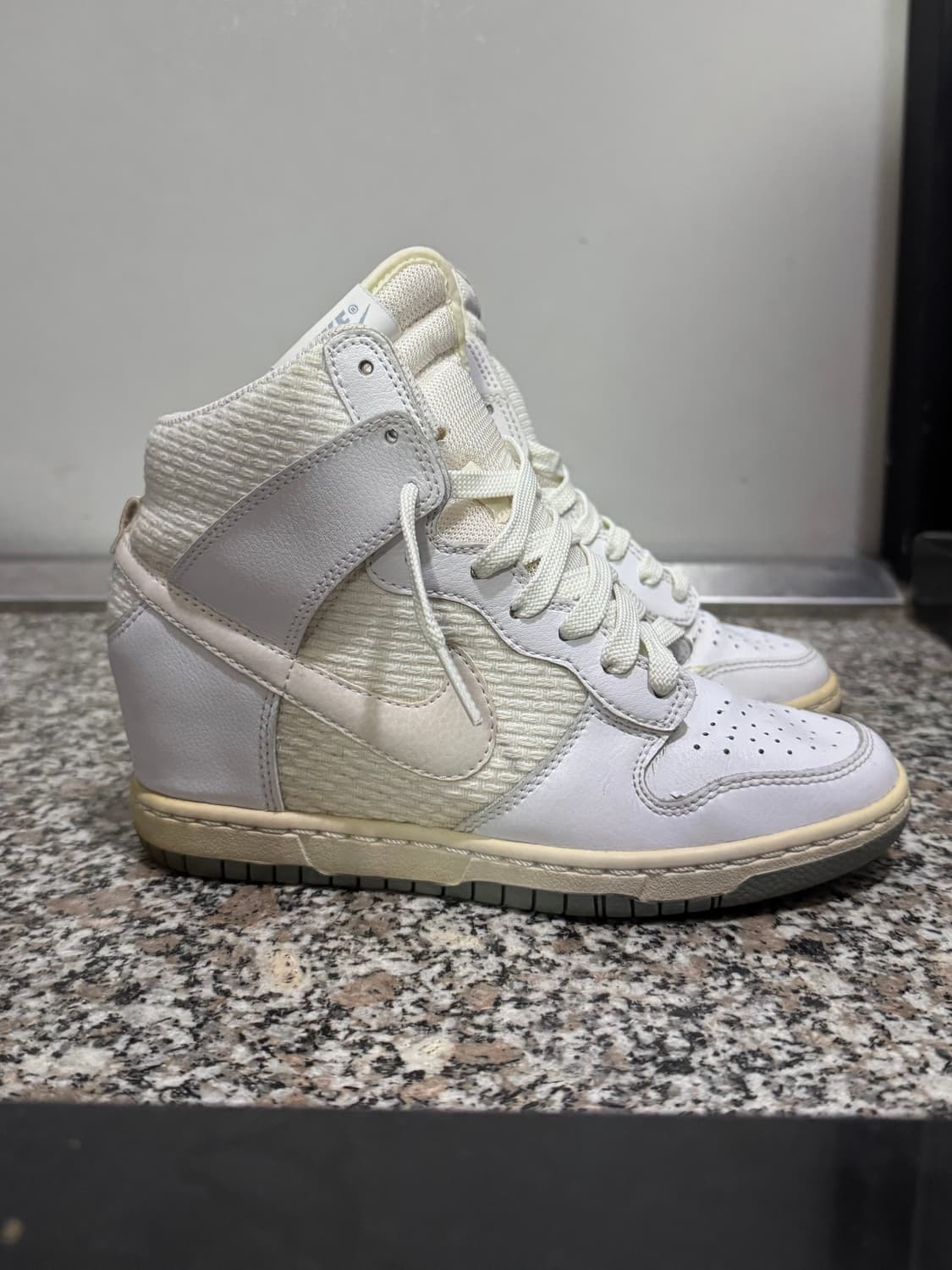 나이키 덩크 스카이 하이 히든웨지 235 상품이미지2