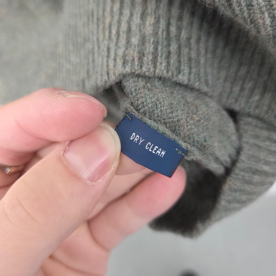 폴로 랄프로렌 브이넥 니트 카키색 여L 상품이미지5