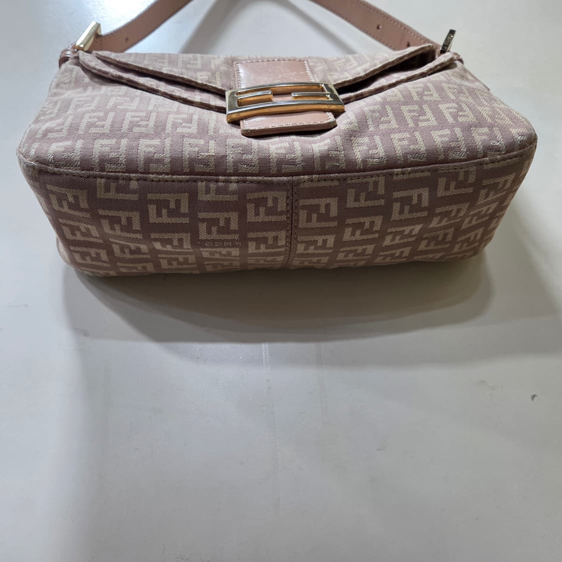 펜디 맘마 미니 백 상품이미지7