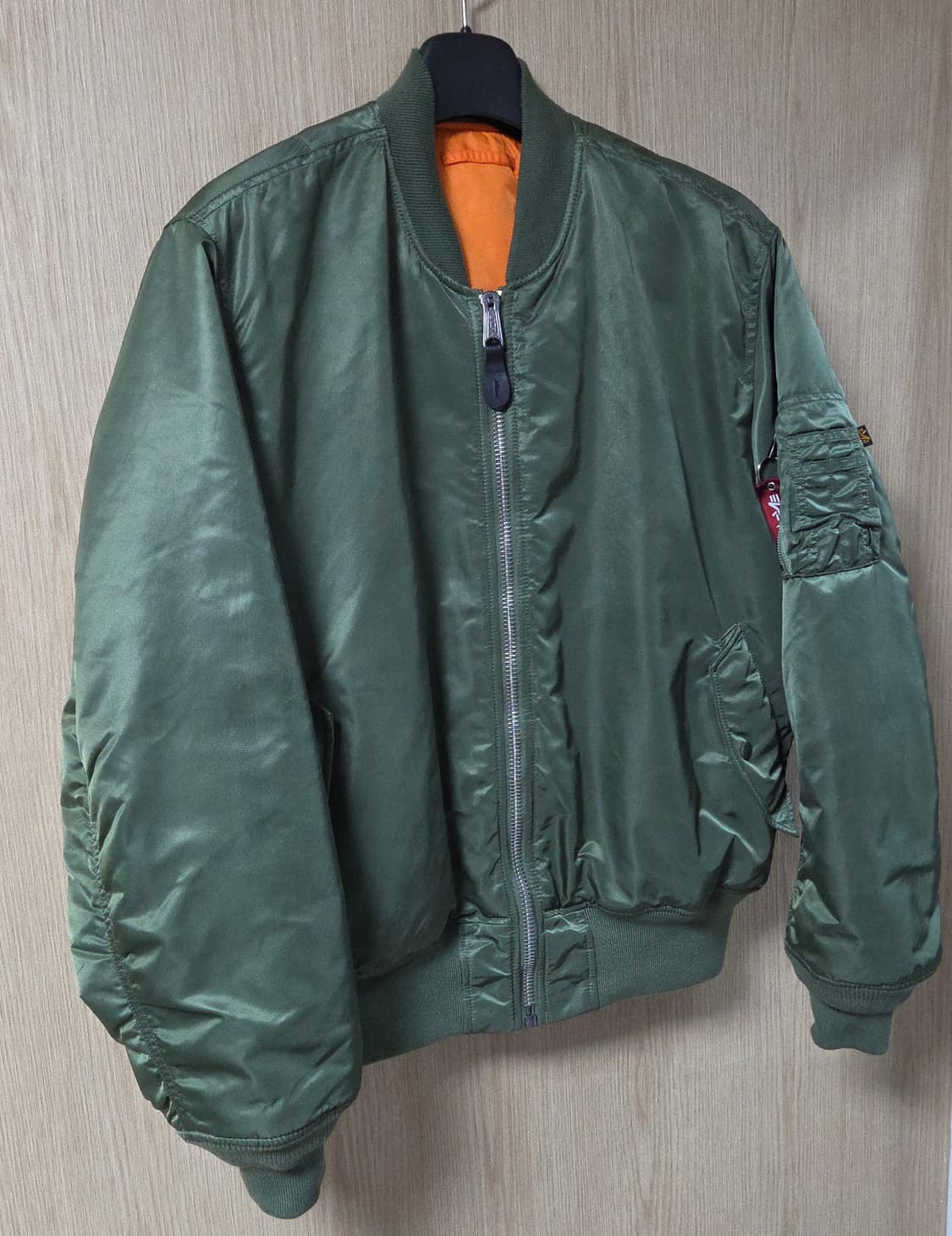 (착샷) 알파인더스트리 ma-1 세이지 상품이미지2