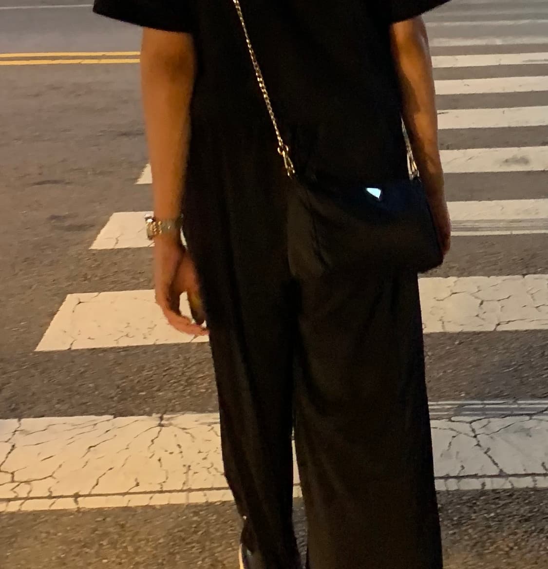 프라다 포코노 파우치 백 크로스백 상품이미지4