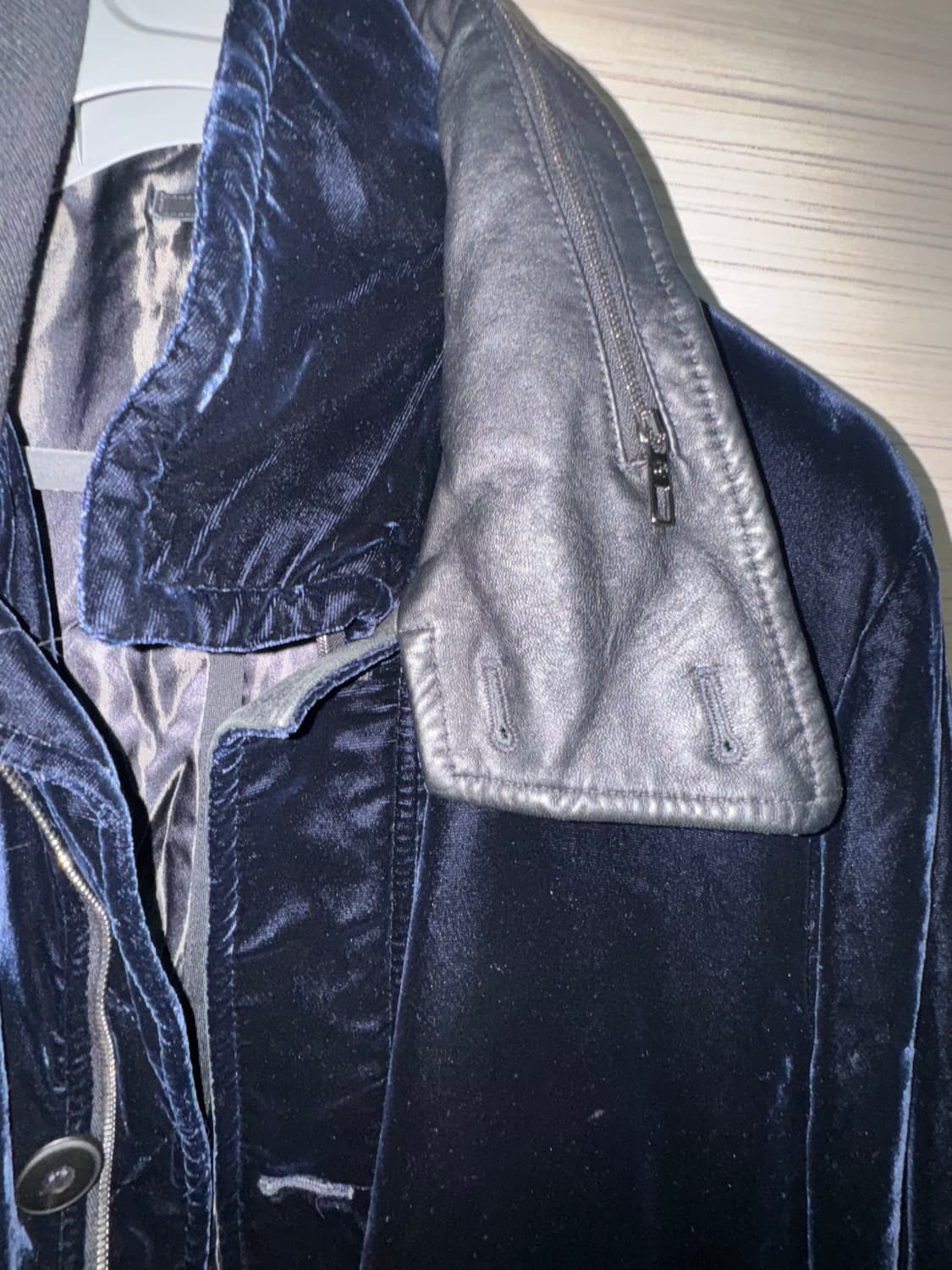 조르지오 아르마니 블랙라벨 벨벳후드 실사이즈 100 상품이미지6