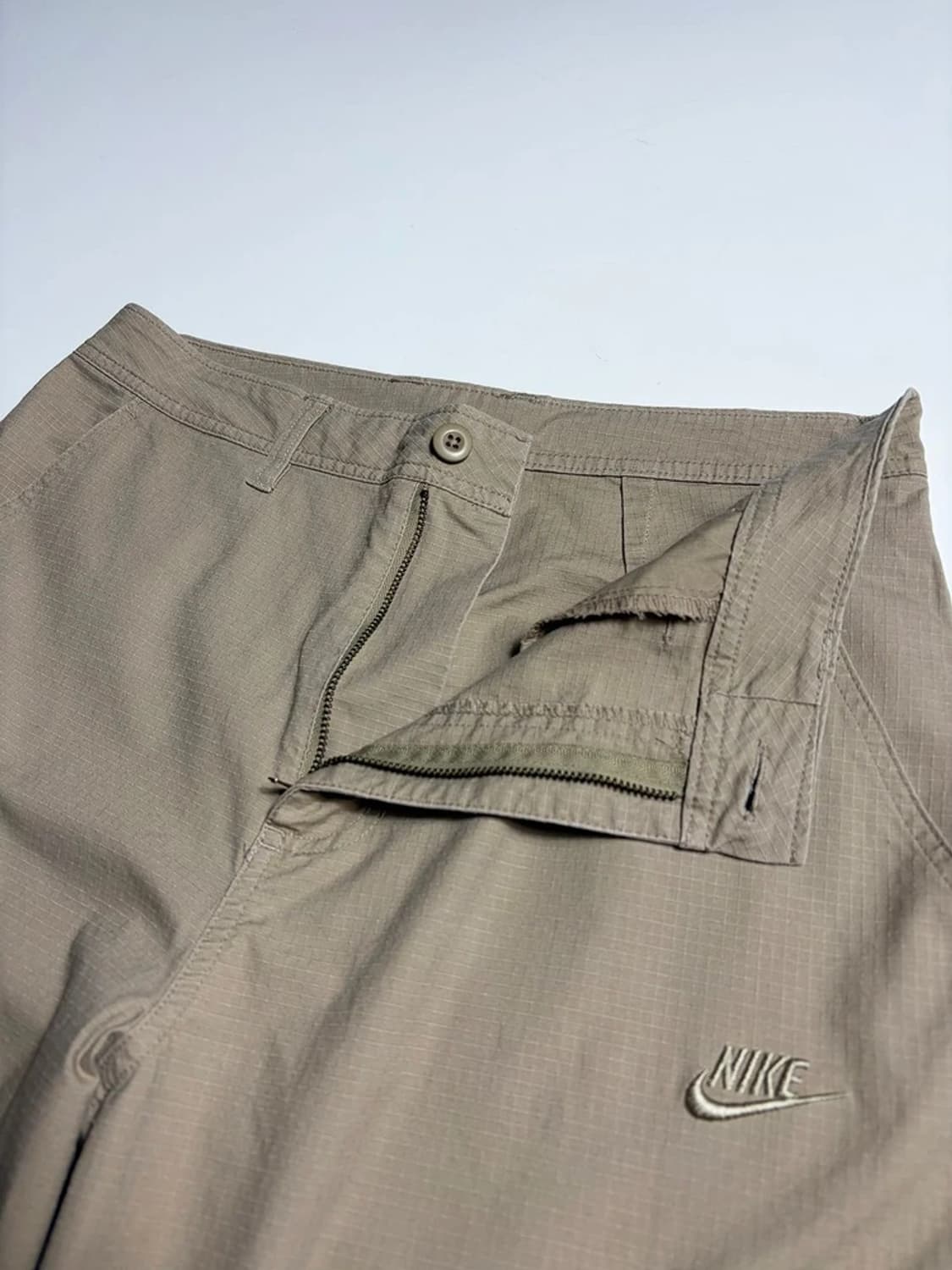 나이키 24SS 자수 로고 베이지 카고 팬츠 R2060 상품이미지3