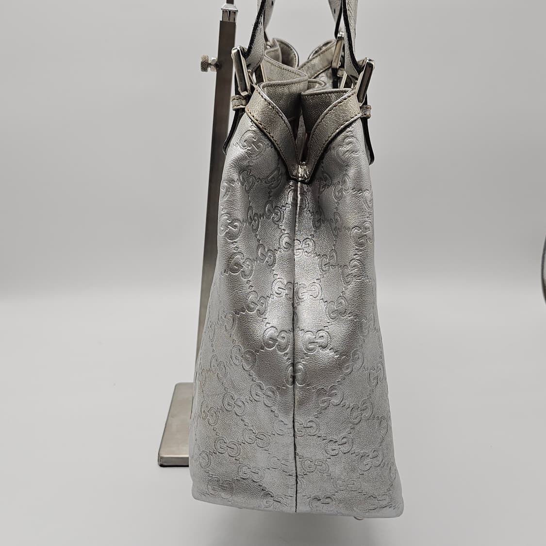 정품 구찌 메탈릭 숄더백 상품이미지5