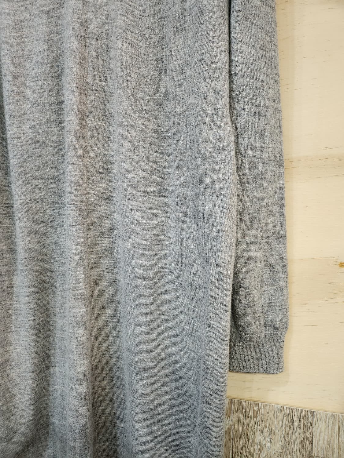 399) 유니클로 V넥 니트 미디 원피스 상품이미지4