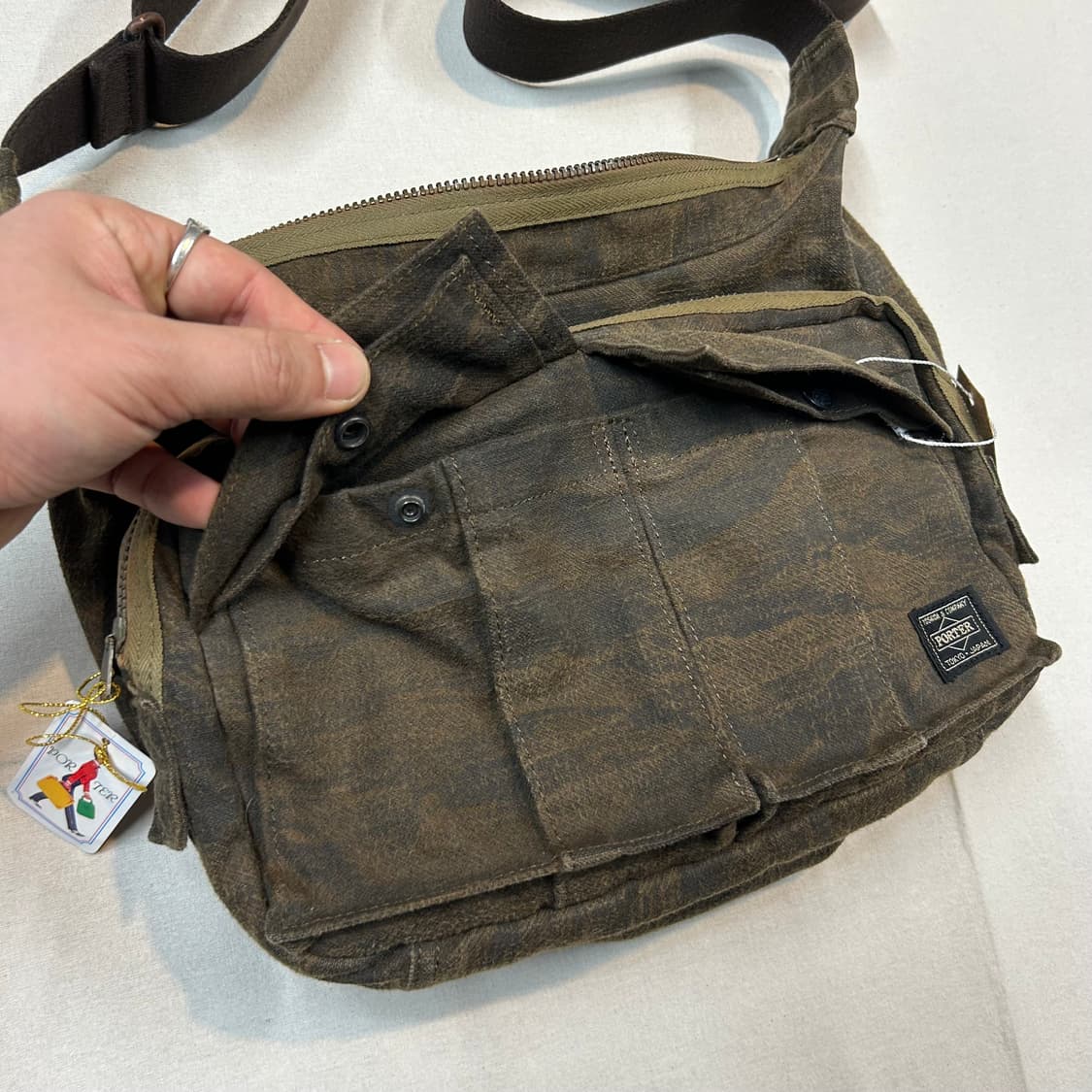 요시다 포터 타이거 카모 숄더백 크로스백 70주년 한정판 P65 상품이미지3