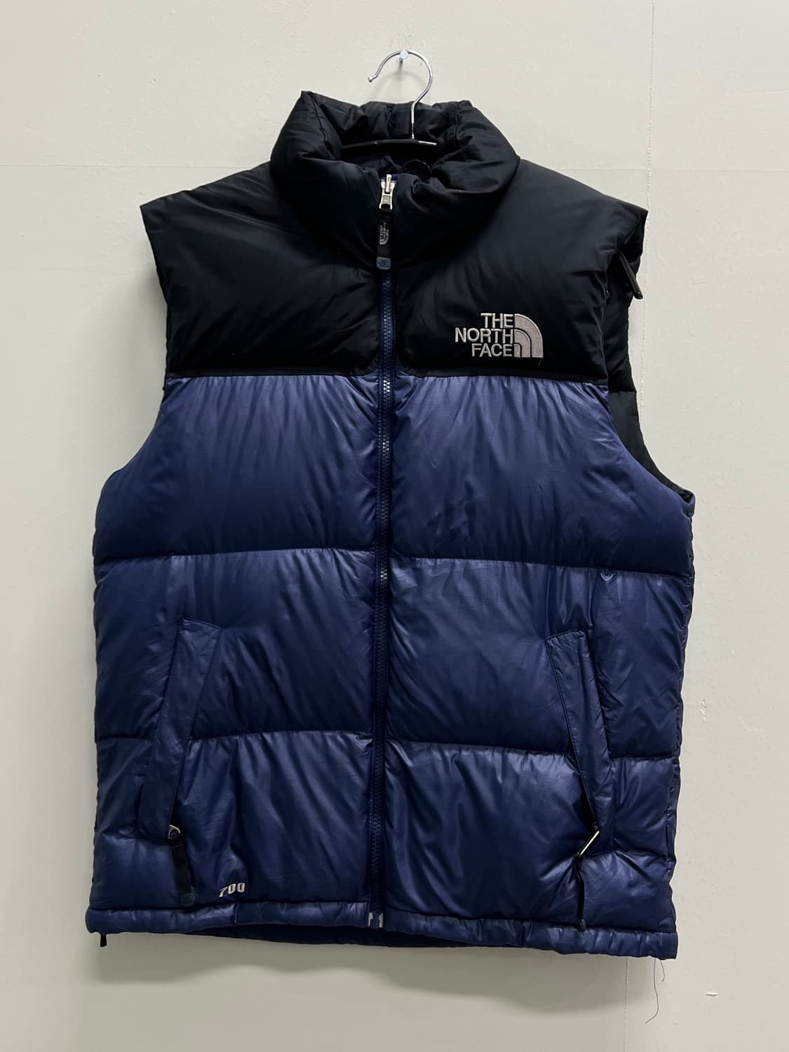 (90) 노스페이스 700필 눕시 패딩 조끼 네이비 상품이미지2