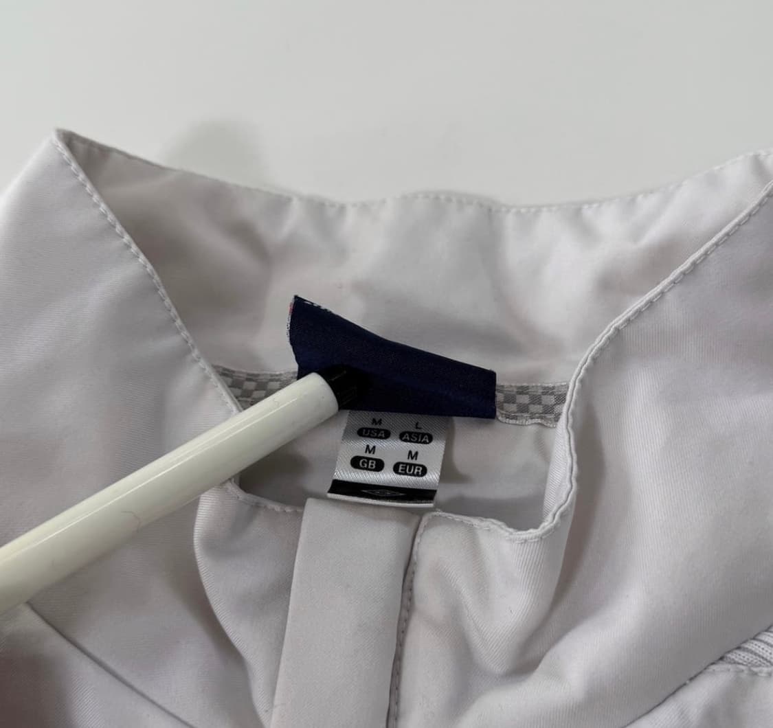 엄브로 루즈핏 06-08 잉글랜드 국대 트랙 바람막이 자켓 상품이미지5