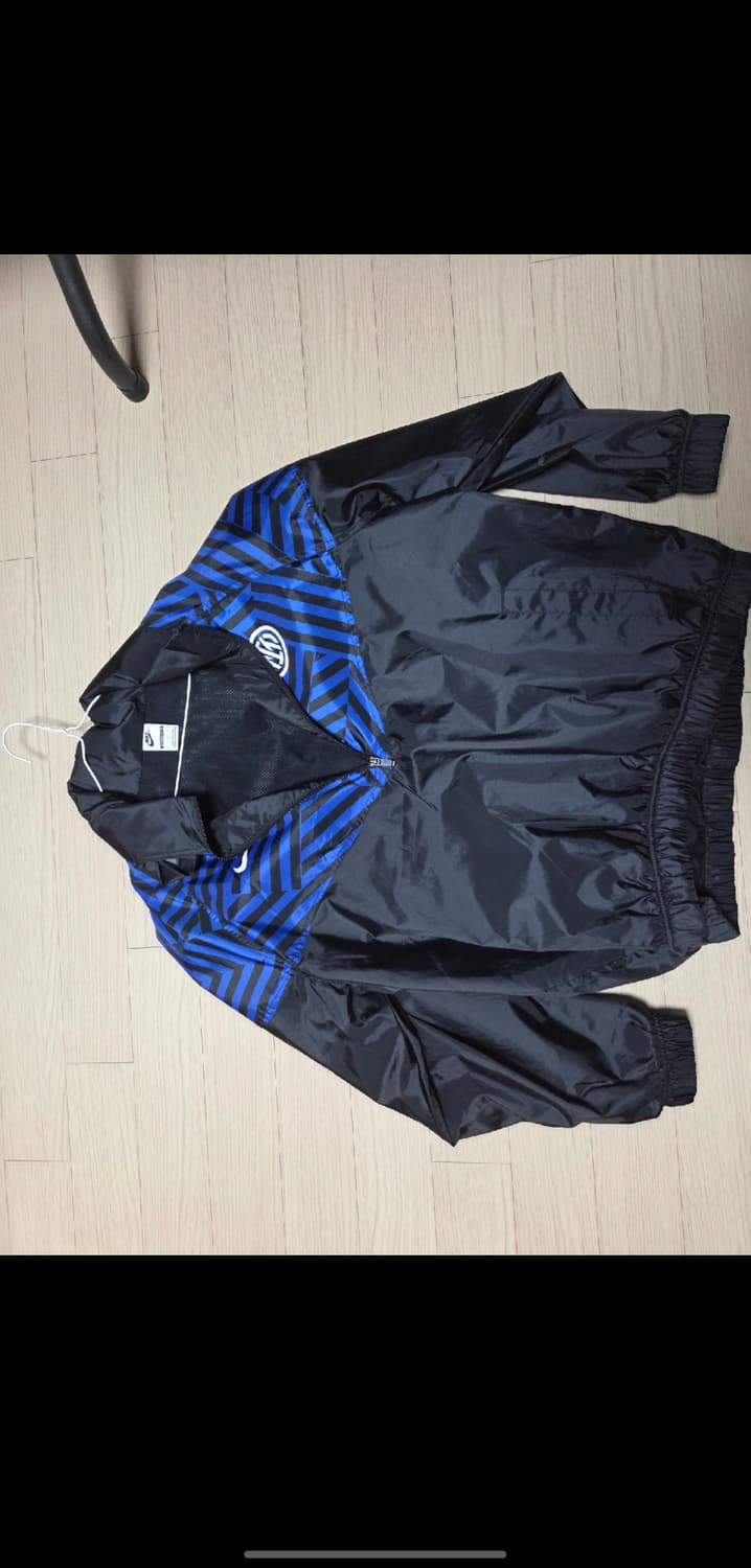 인테르 바람막이 아노락 L 상품이미지1