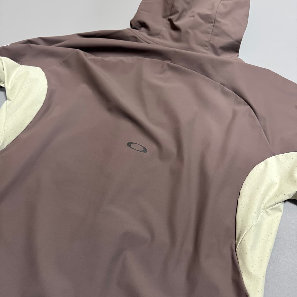 오클리(OAKLEY) 인디핑크 서클로고 퓨전 플랙스 후드 트레이닝 집업 상품이미지7