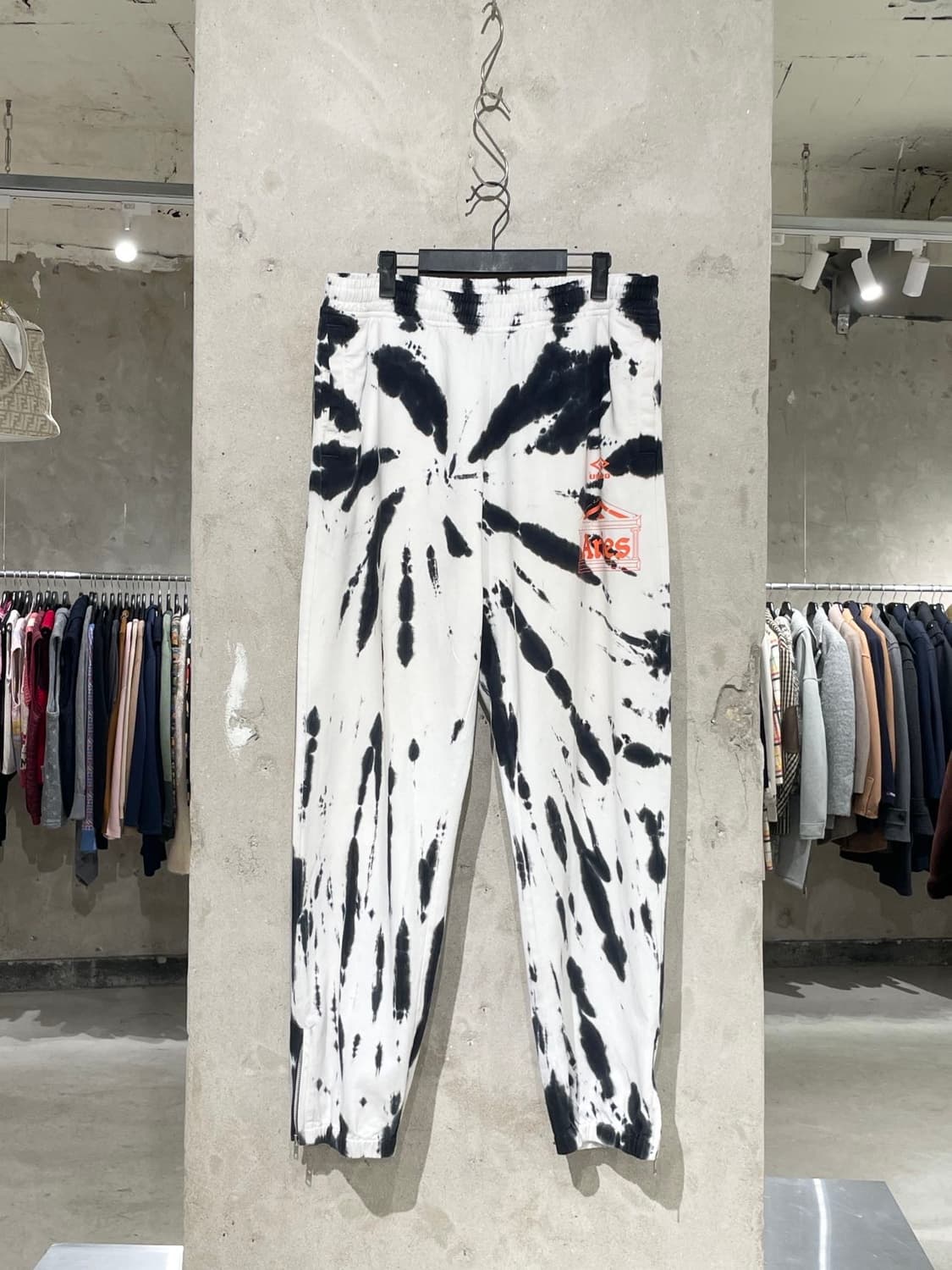 엄브로 x 에리즈 화이트 타이 다이 팬츠 상품이미지1