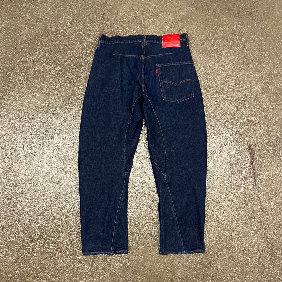 리바이스 엔지니어드진  LEJ570 (32”) 상품이미지1