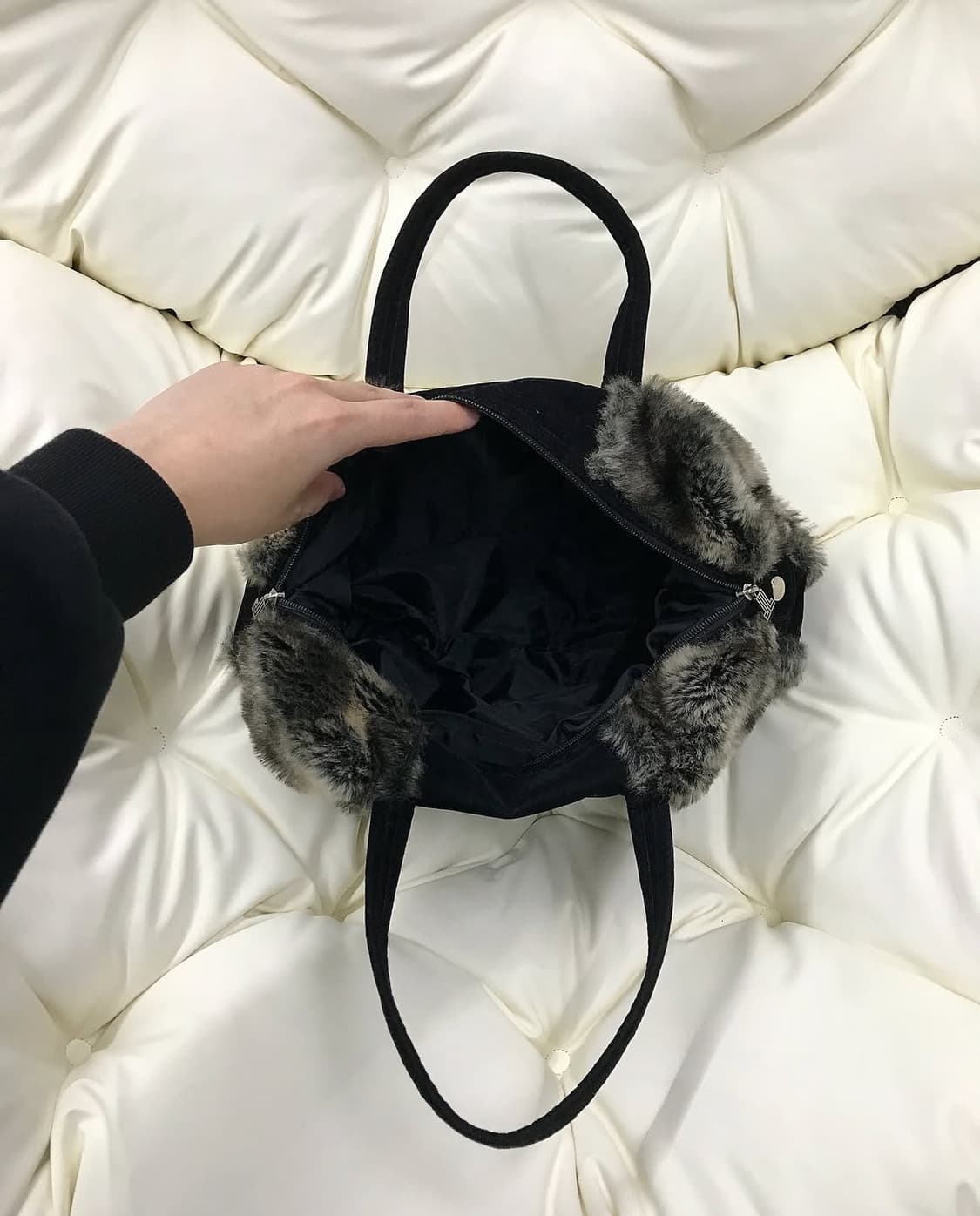 랑방 로고 퍼 숄더백 가방 상품이미지5