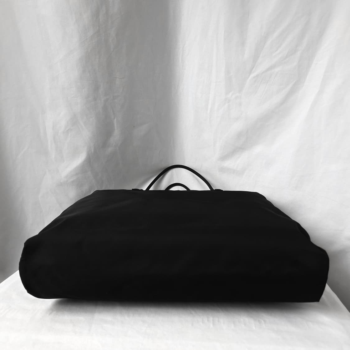 [정품 PRADA] 프라다 직사각 나일론 토트백 여성 서류가방 상품이미지4