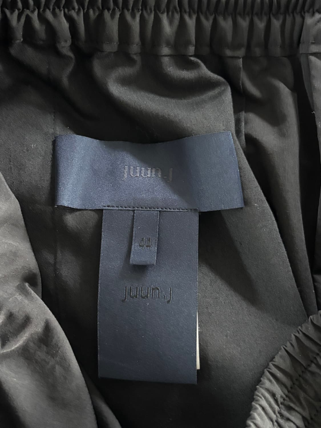 Juun.J 준지 블랙컬러 팬츠 상품이미지8