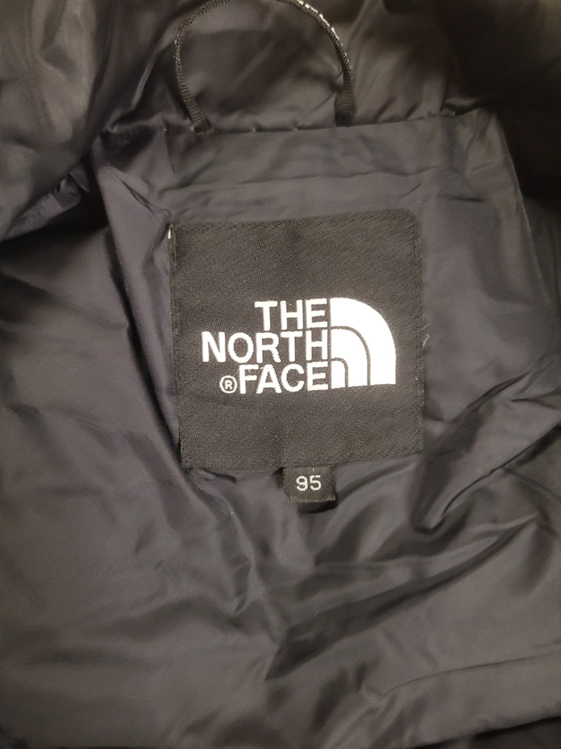 노스페이스 눕시 패딩 95 사이즈 상품이미지5