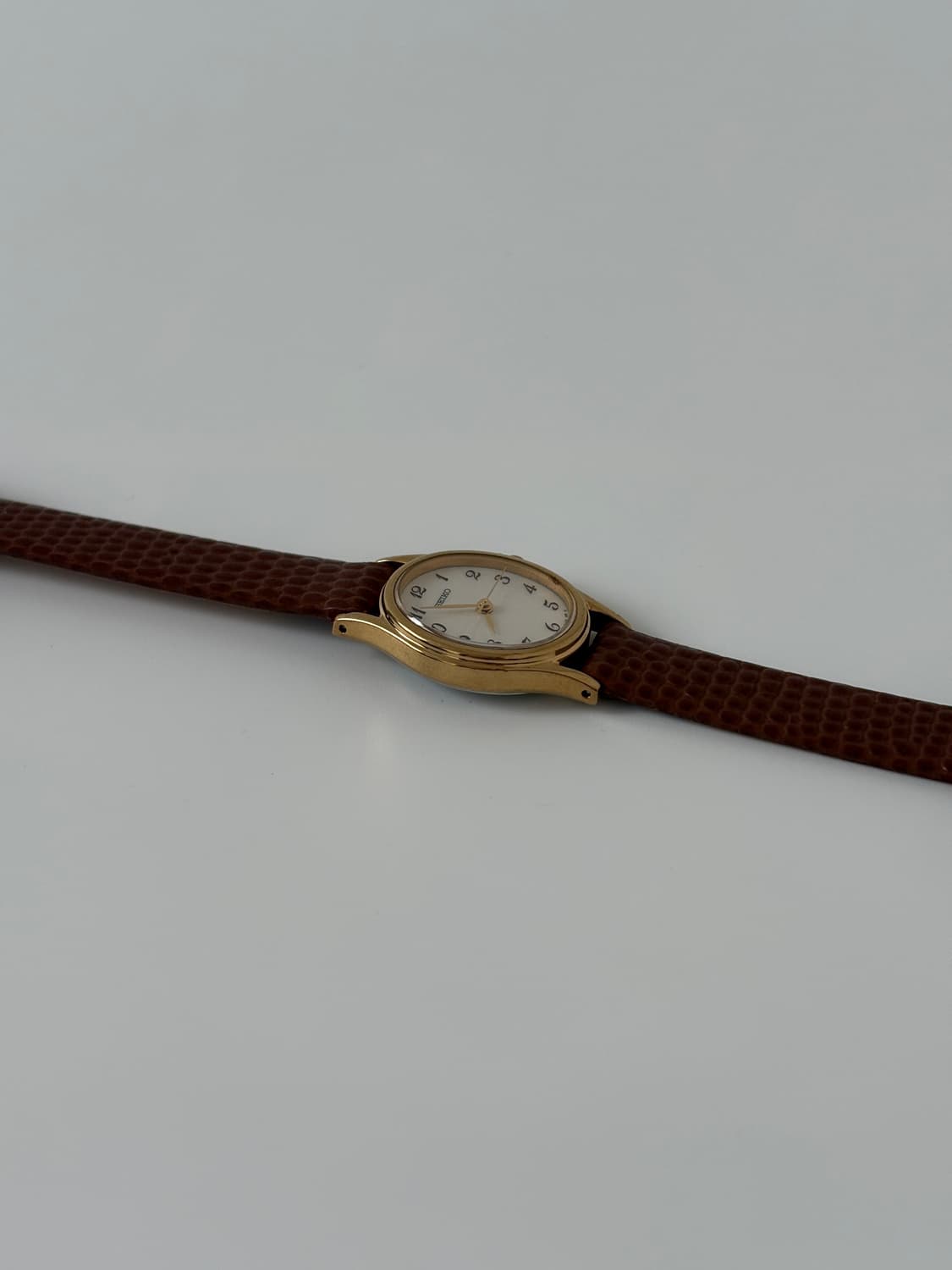 세이코 1990년대 빈티지시계 골드 오벌 쿼츠 여성 상품이미지6