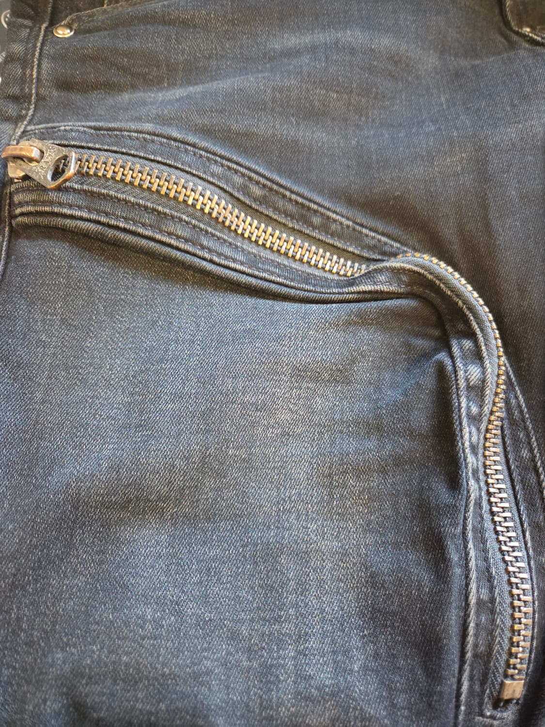 G-Star RAW 디펜스 블랙 데님남여공용 (스판)W29/L30 상품이미지5